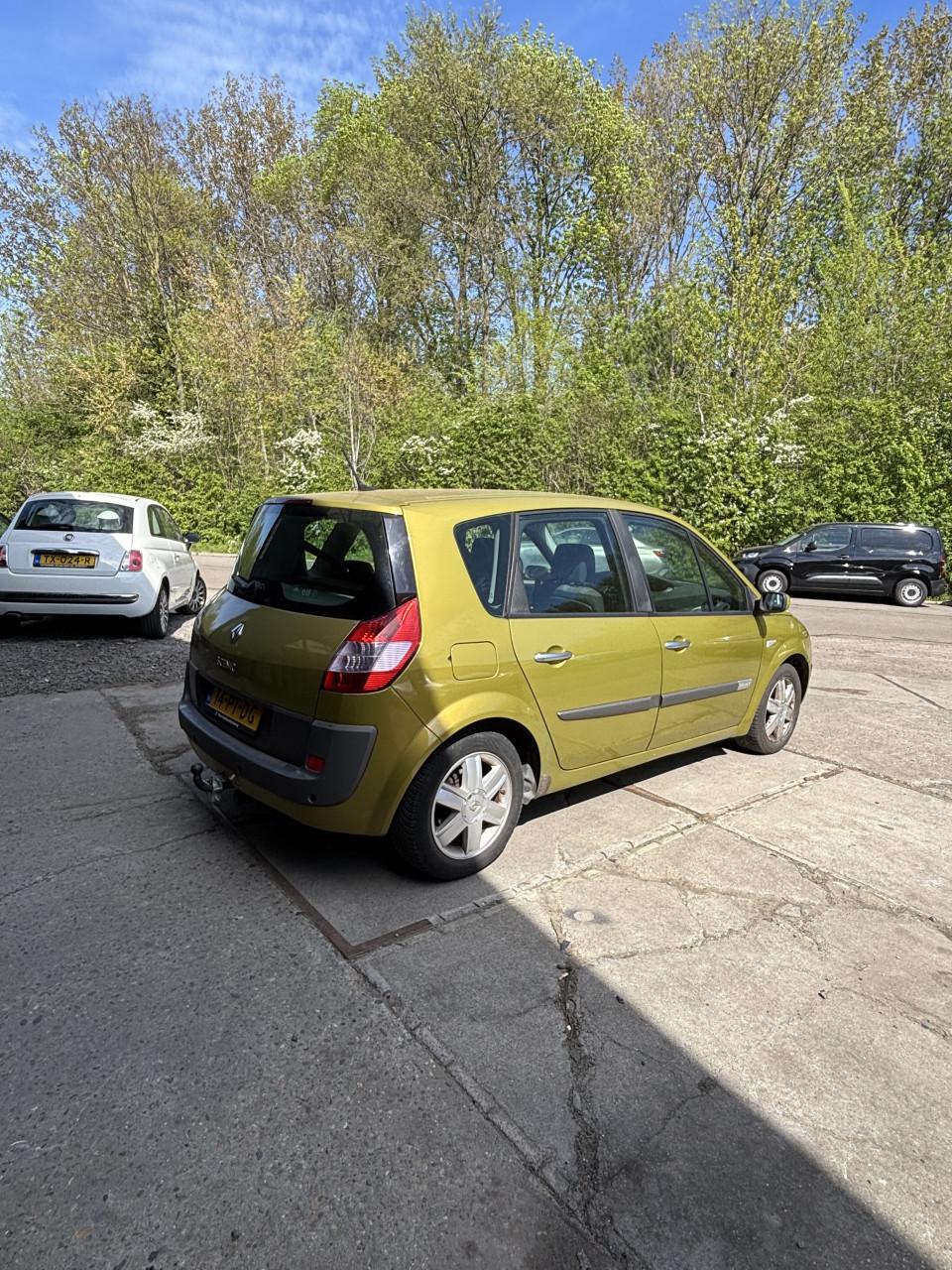 Renault scenic automaat jaar apk