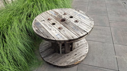 Gevraagd houten haspel, "tuintafel "