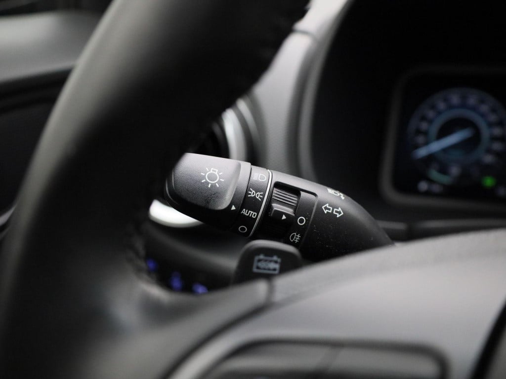 Hyundai Kona ev fashion 39 kwh