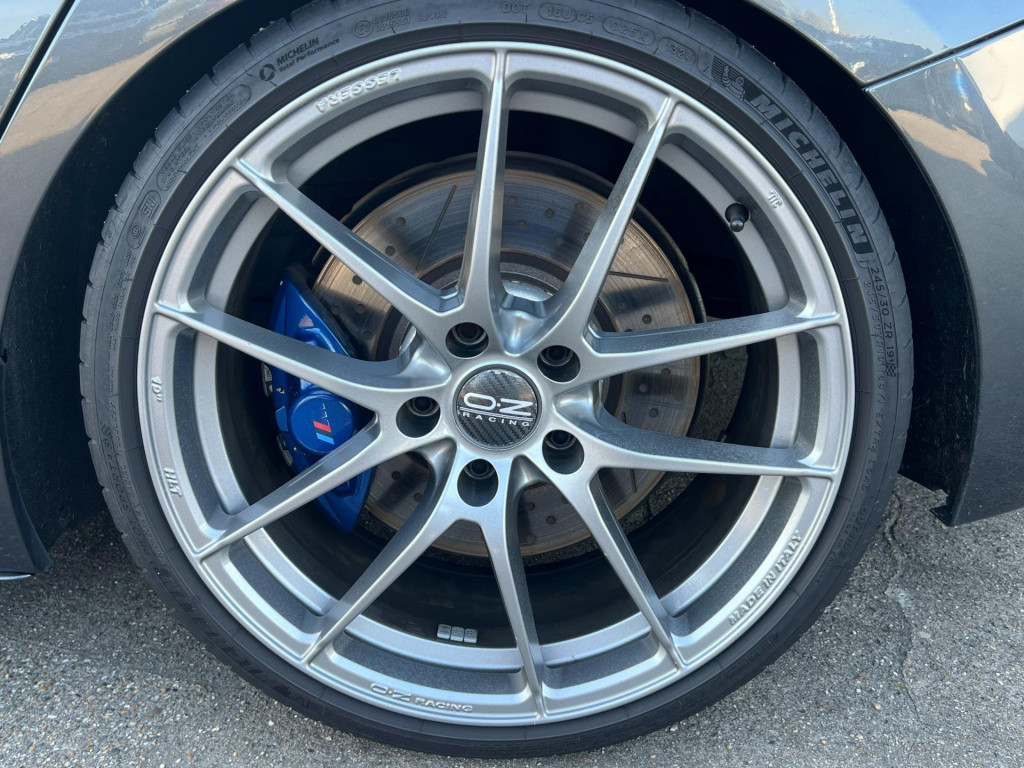 BMW 1 Serie m135i xdrive high executive, customized, stage 2 437 pk!