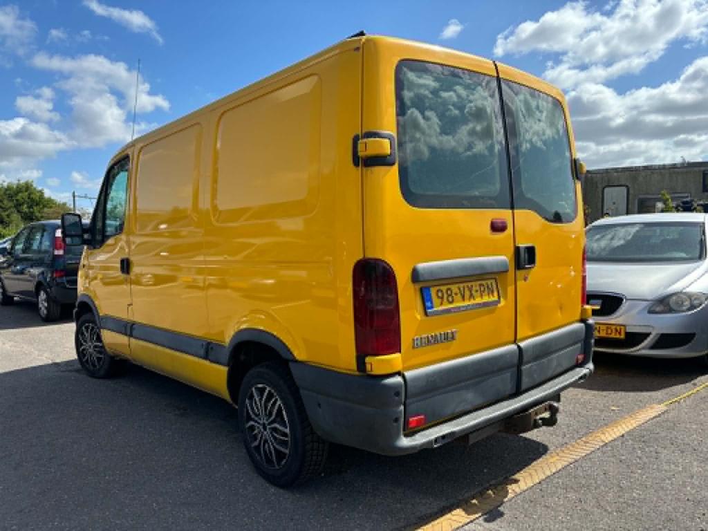 Renault Master t28 2.2dci l1h1