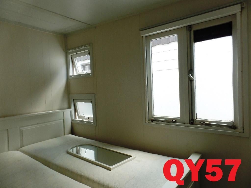 Betaalbaar chalet met kunststof buitenzijde en dubbel glas tot 6 personen