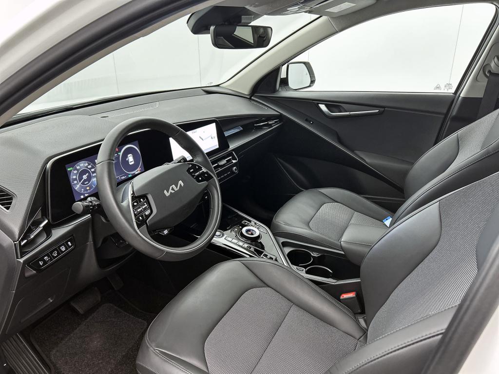 Kia Niro 1.6 gdi hev launch edition | navigatie | 18 inch lichtmetalen velg