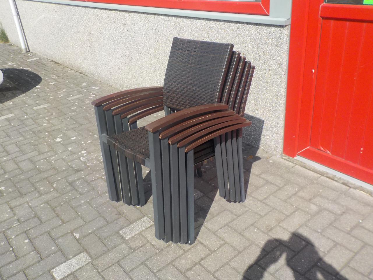 5 stevige armleuning stoelen setprijs 60 euro in goede staat koopje