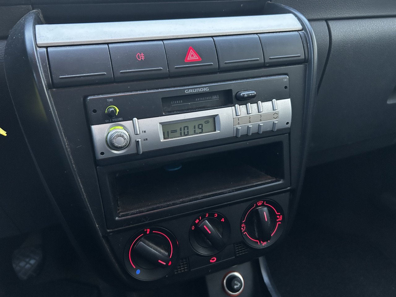 Volkswagen Fox 1.4 Optive/NAP/APK/LAGE KM-STAND/