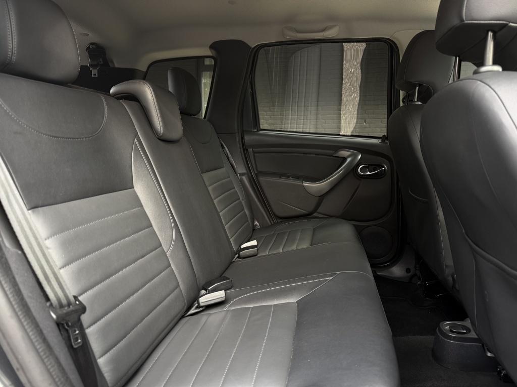 Dacia Duster 1.2 tce 4x2 blackshadow