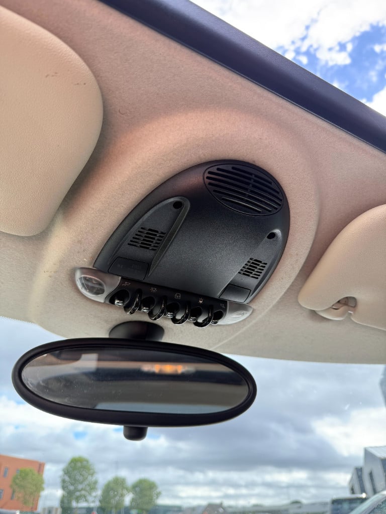 Mini One 1.6 malist - pano - nieuwe koppeling