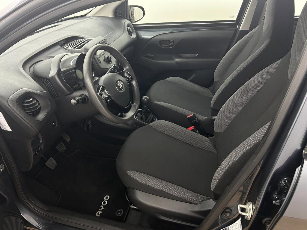 Toyota Aygo occasion 1.0 vvt-i x-fun | grijs | tweedehands toyota aygo | ai