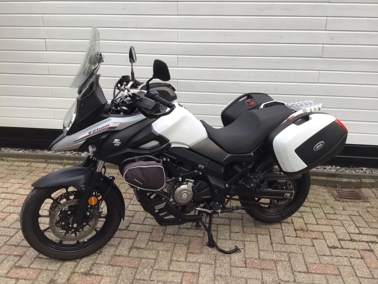 Mooie en complete Suzuki V-strom 650