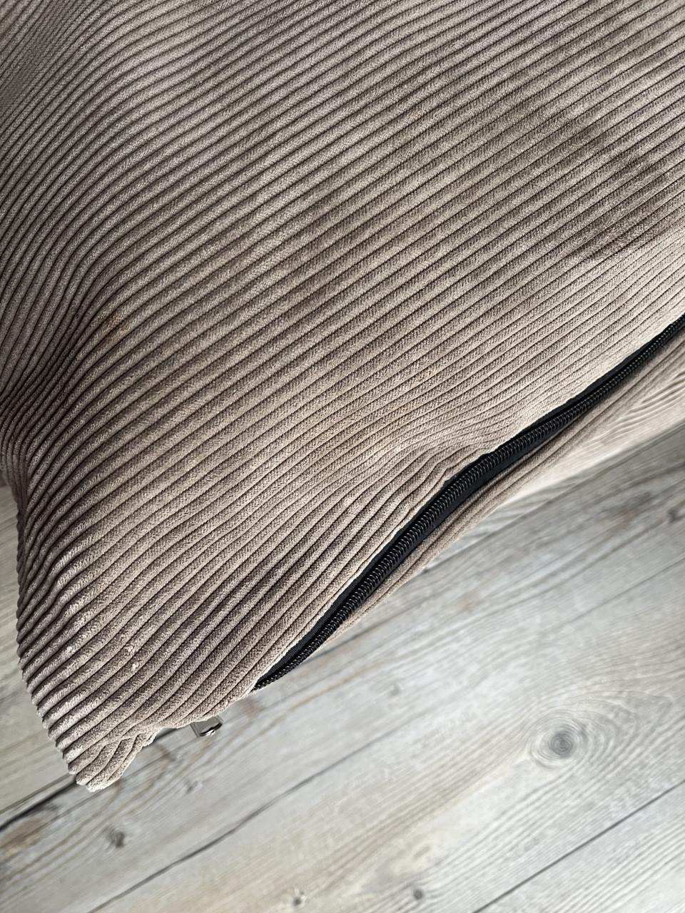 Grote hondenmand ribstof