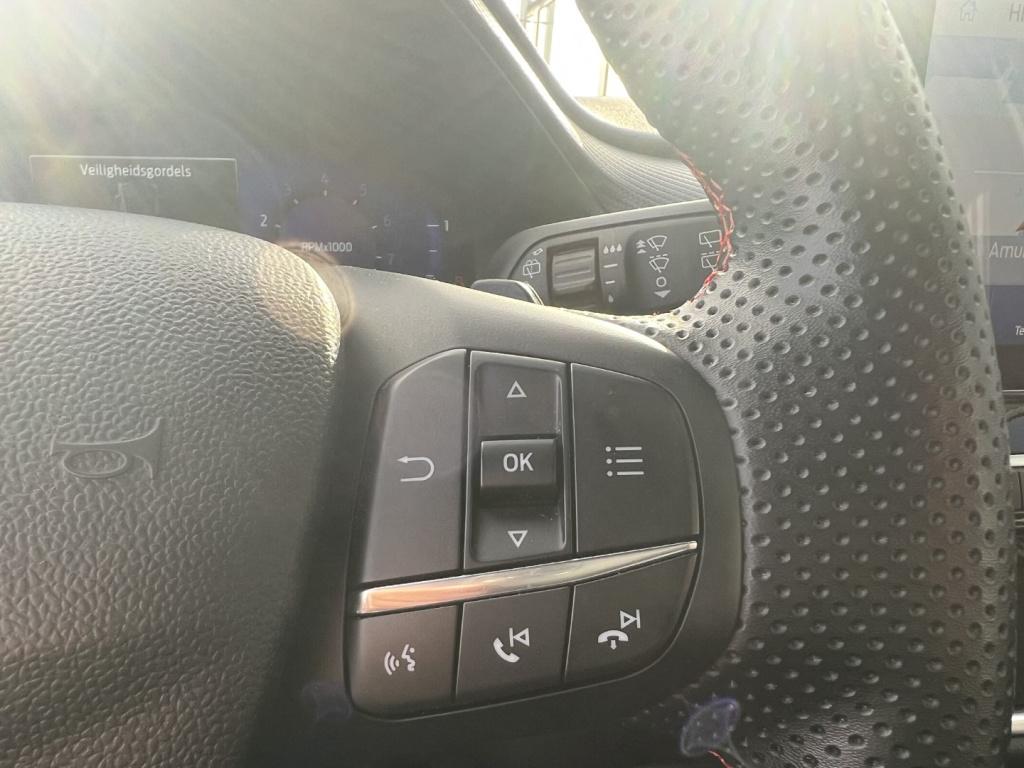 Ford Puma 1.0i ecoboost hybrid 155pk automaat st-line x , 19 inch , adaptiv