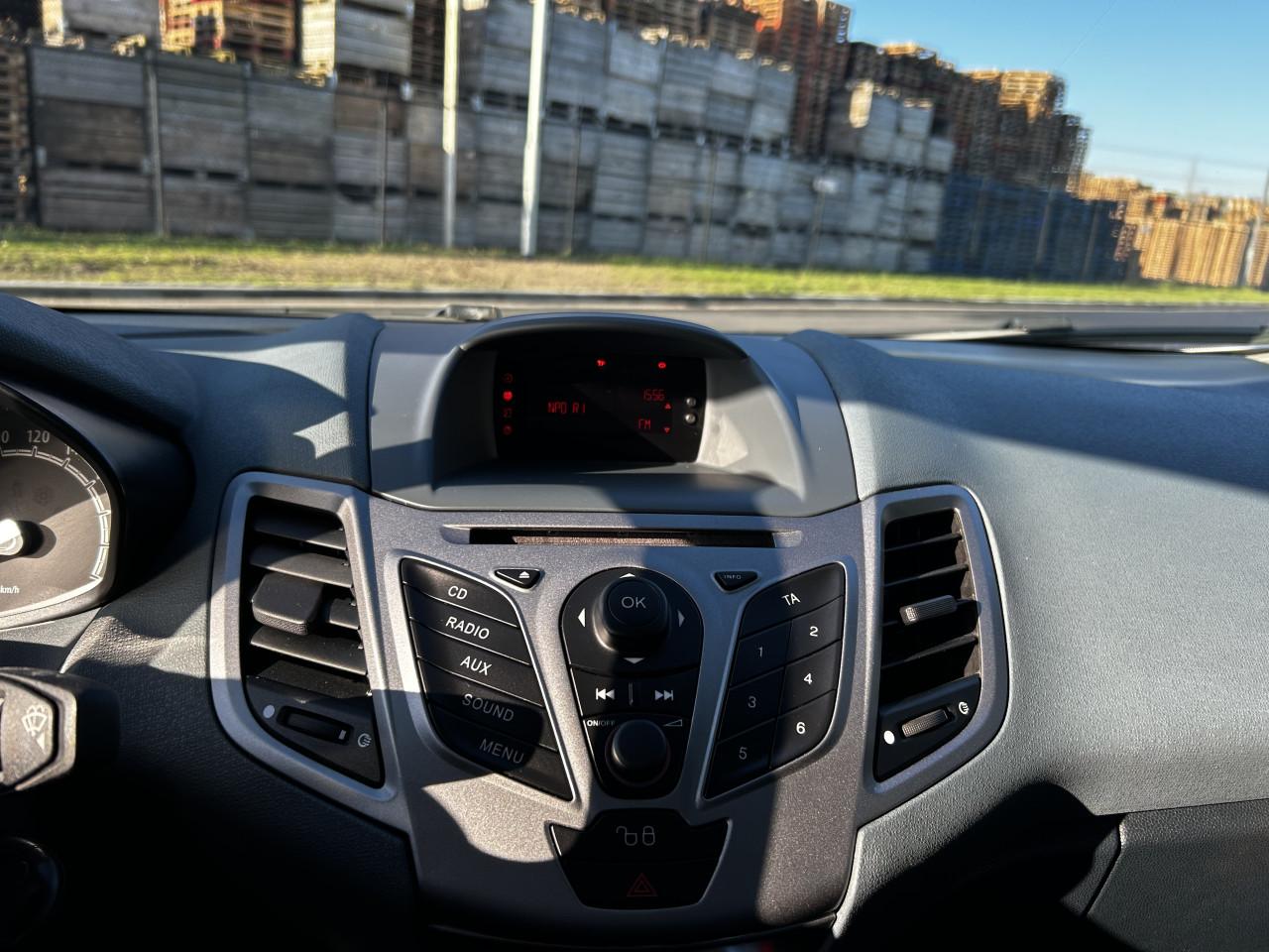 Ford Fiesta 1.25 Titanium/JAAR APK/AIRCO/