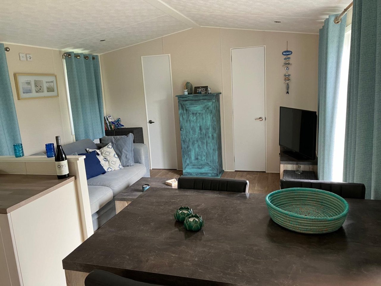 Te Huur; Chalet nabij strand Brouwersdam