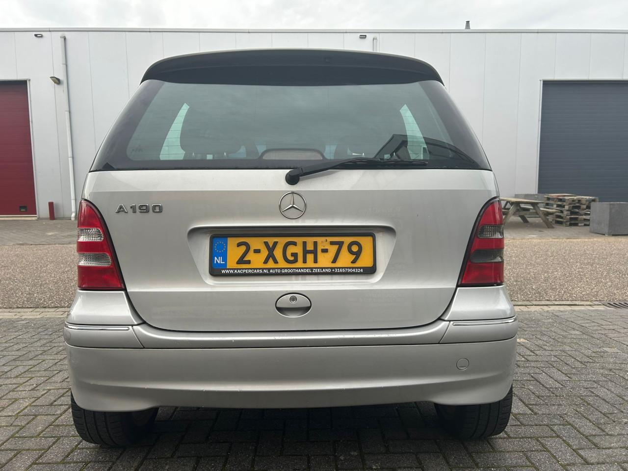 Mercedes-Benz A-klasse 190 Elegance AUTOMAAT/HALF LEDER