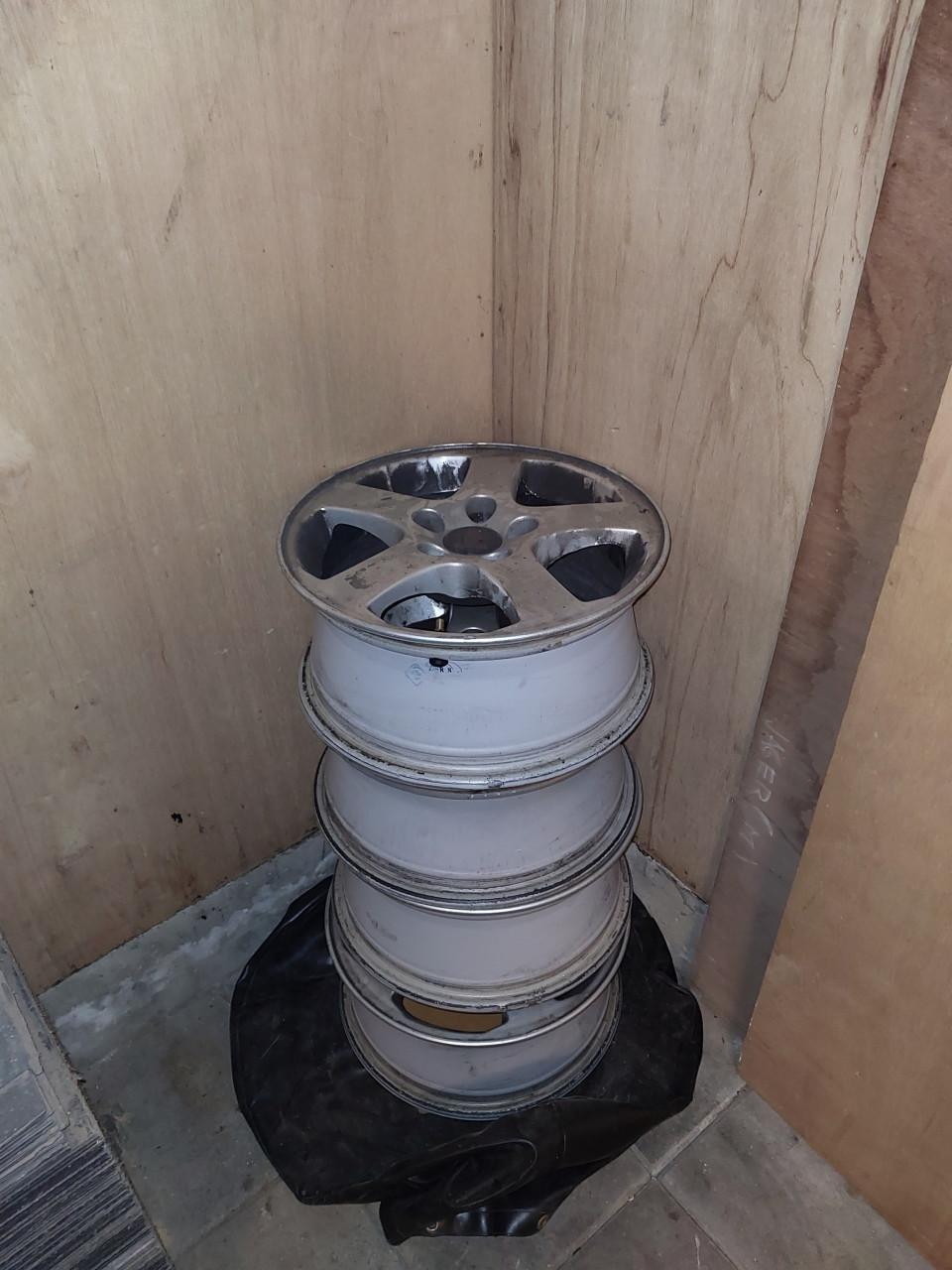 Te koop,Originele Saab velgen,