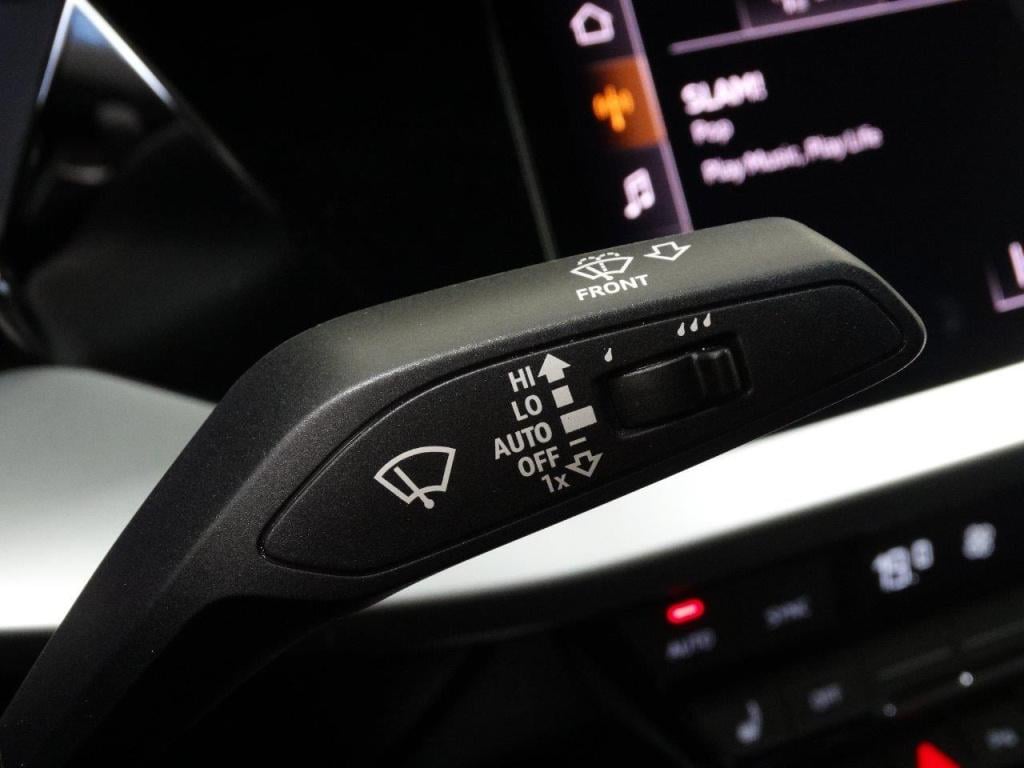 Audi A3 35 tfsi 150pk s tronic s line edition