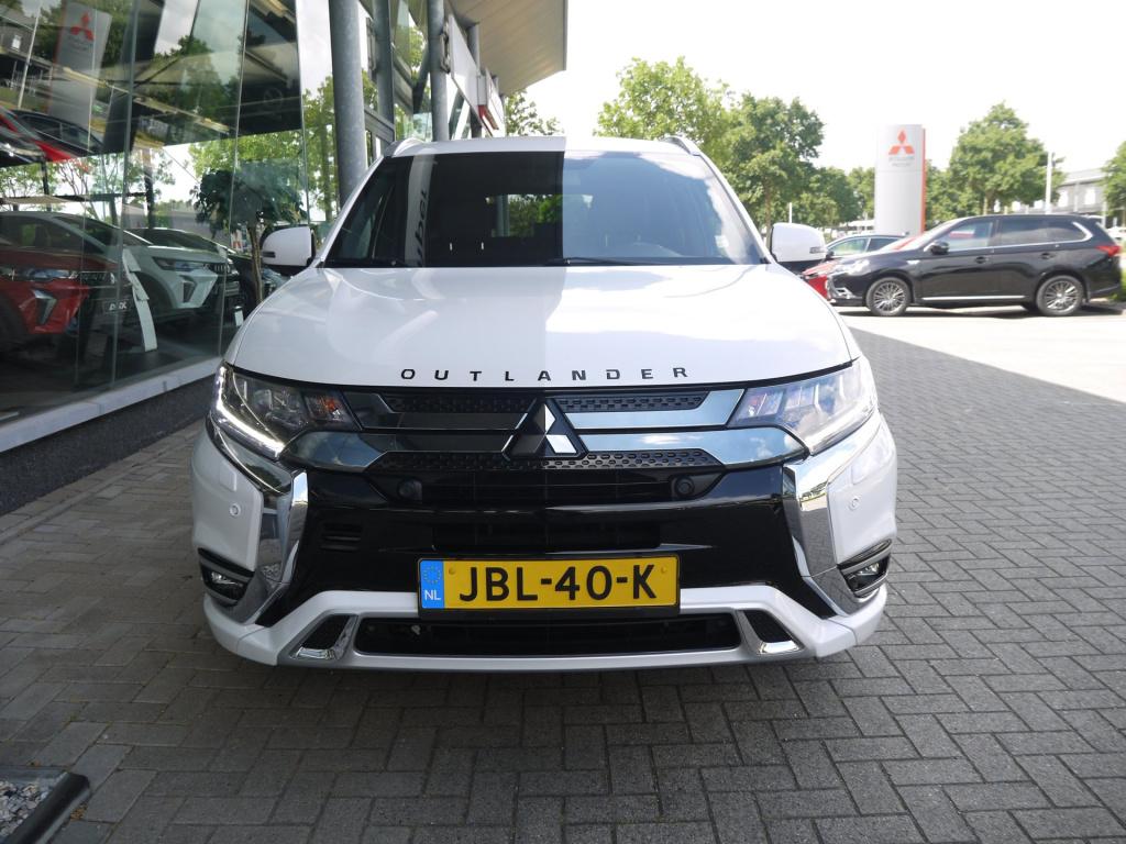 Mitsubishi Outlander 2.4 phev instyle|trekhaak|rijklaar