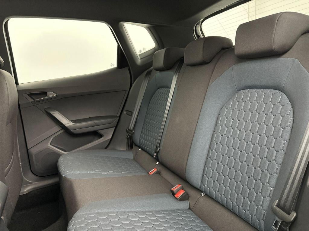 Seat Arona style 1.0 ecotsi 70 kw / 95 pk suv 5 versn. handba