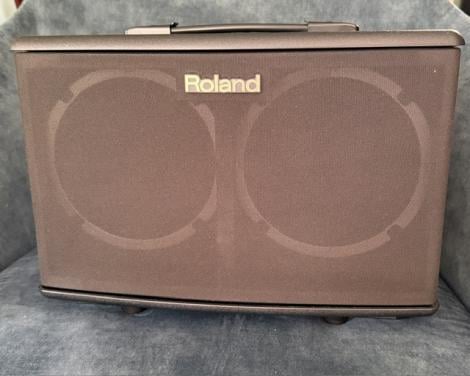 Roland AC-40 akoestische gitaar versterker.