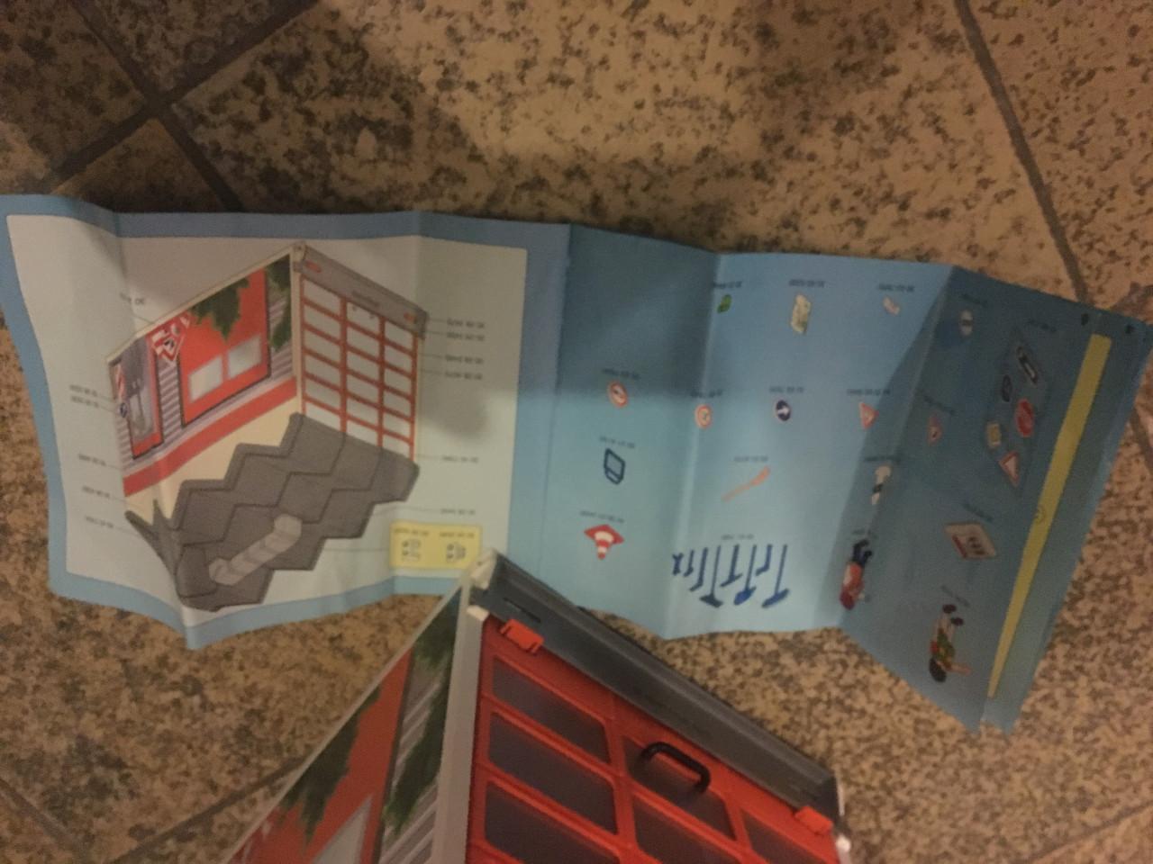 Komplete set Werkplaats PLAYMOBIL met boekje!!