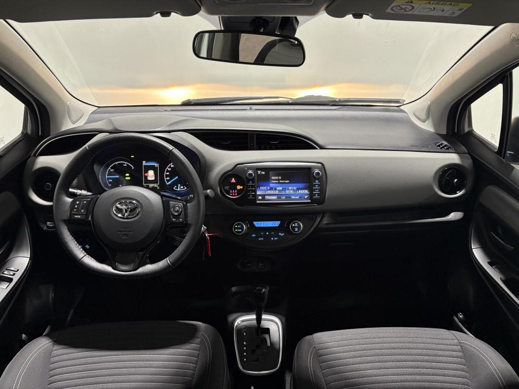 Toyota Yaris 1.5 hybrid active | lage km-stand |