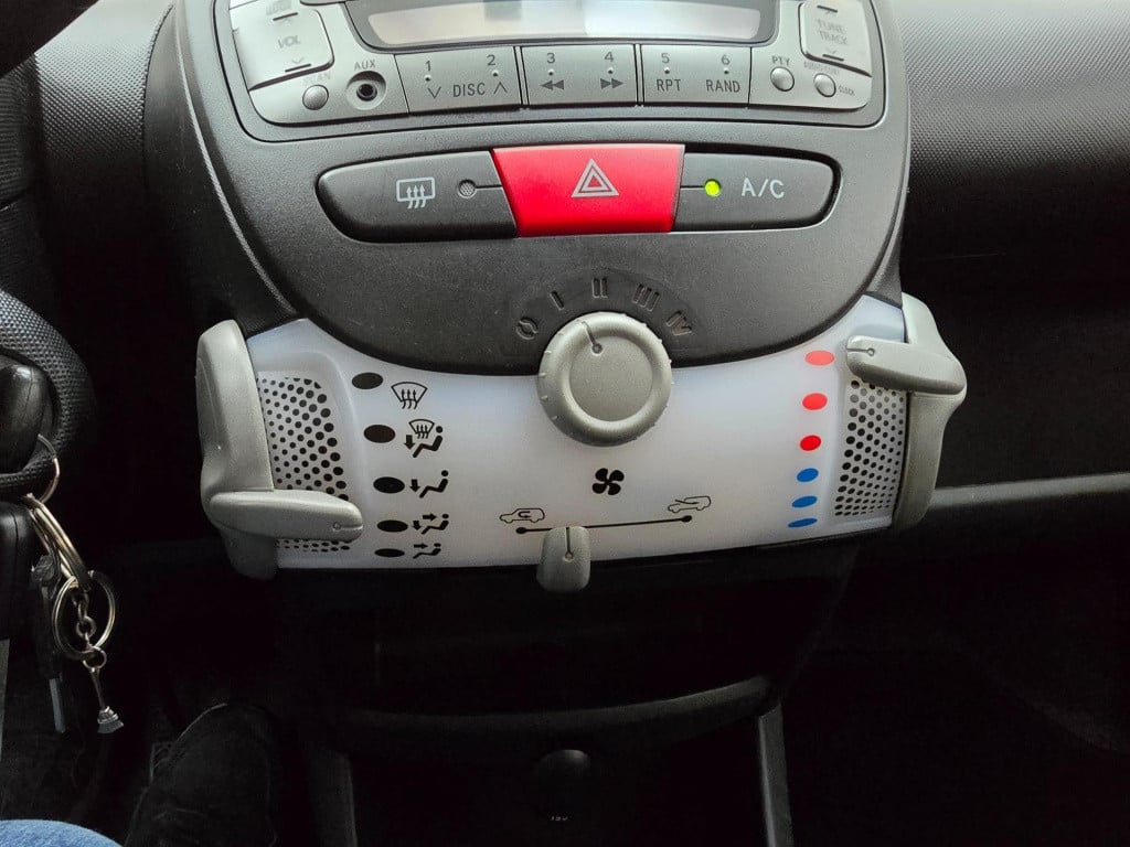 Peugeot 107 occasion 1.0 access accent met airco en 5 deurs uitvoering | tr