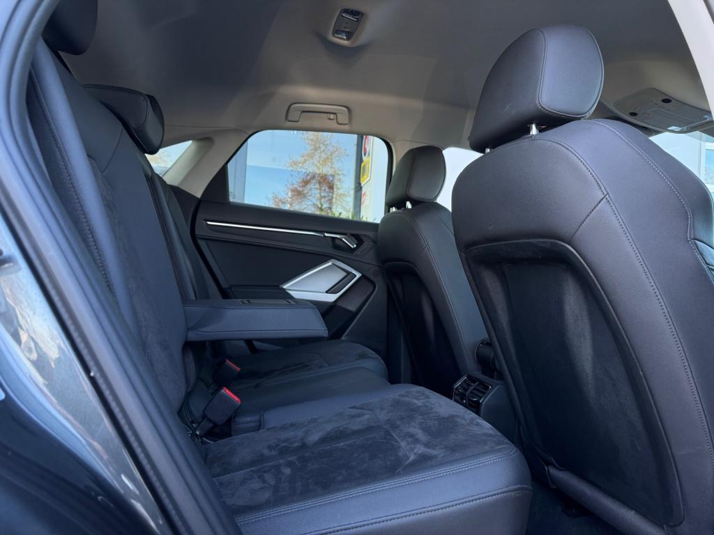 Audi Q3 sportback 35 tfsi s-line * matrix led * trekhaak * camera