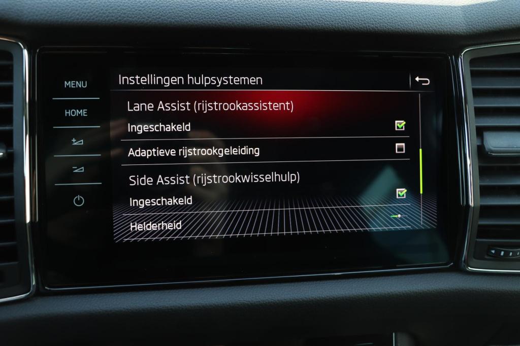 Skoda Kodiaq 1.5 tsi sportline business 150pk dsg7 7p. | pano | trekhaak | 