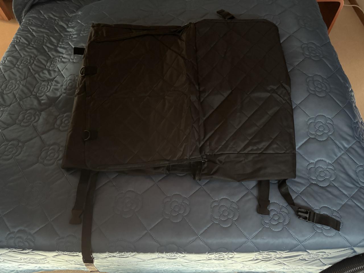 Autobank hoes voor honden (137x46x50 cm.)
