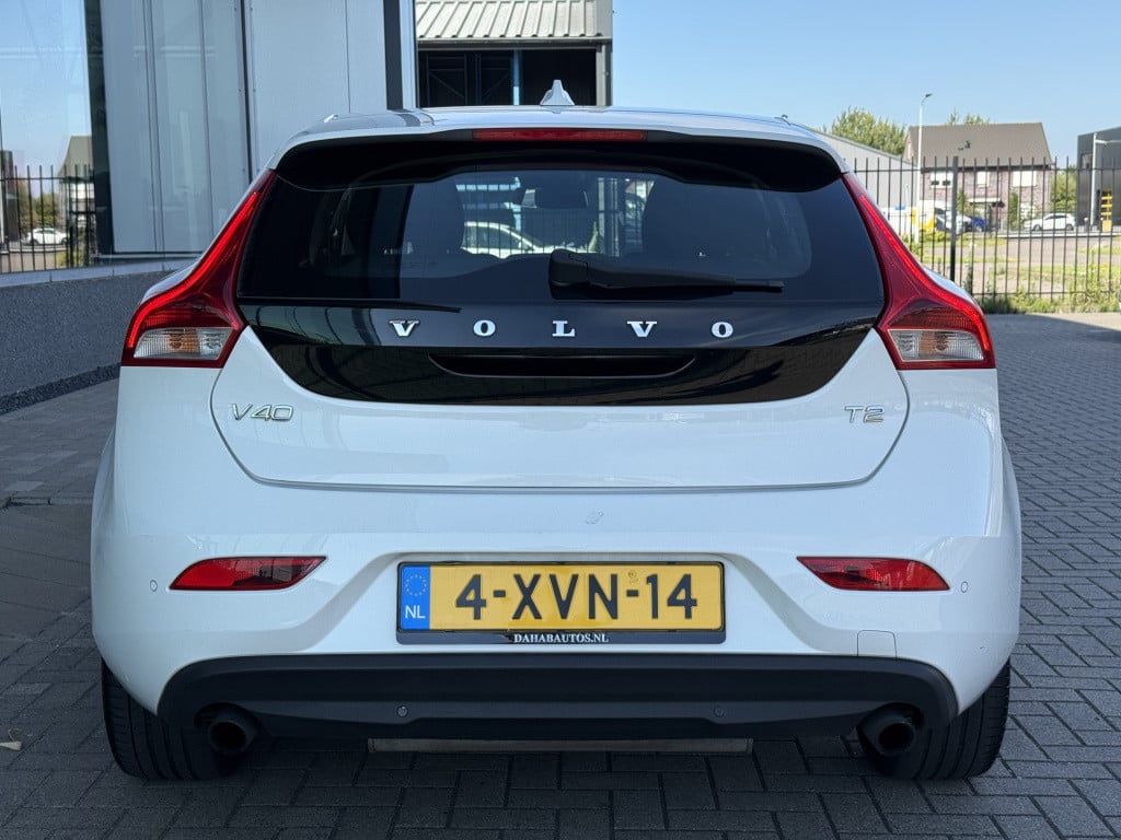 Volvo V40 1.6 t2 r-design | navi | cruise | stoelverwarming | parkeersensor