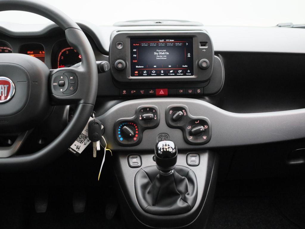 Fiat Panda 1.0 hybrid city life | apple carplay / android auto | airco | cr