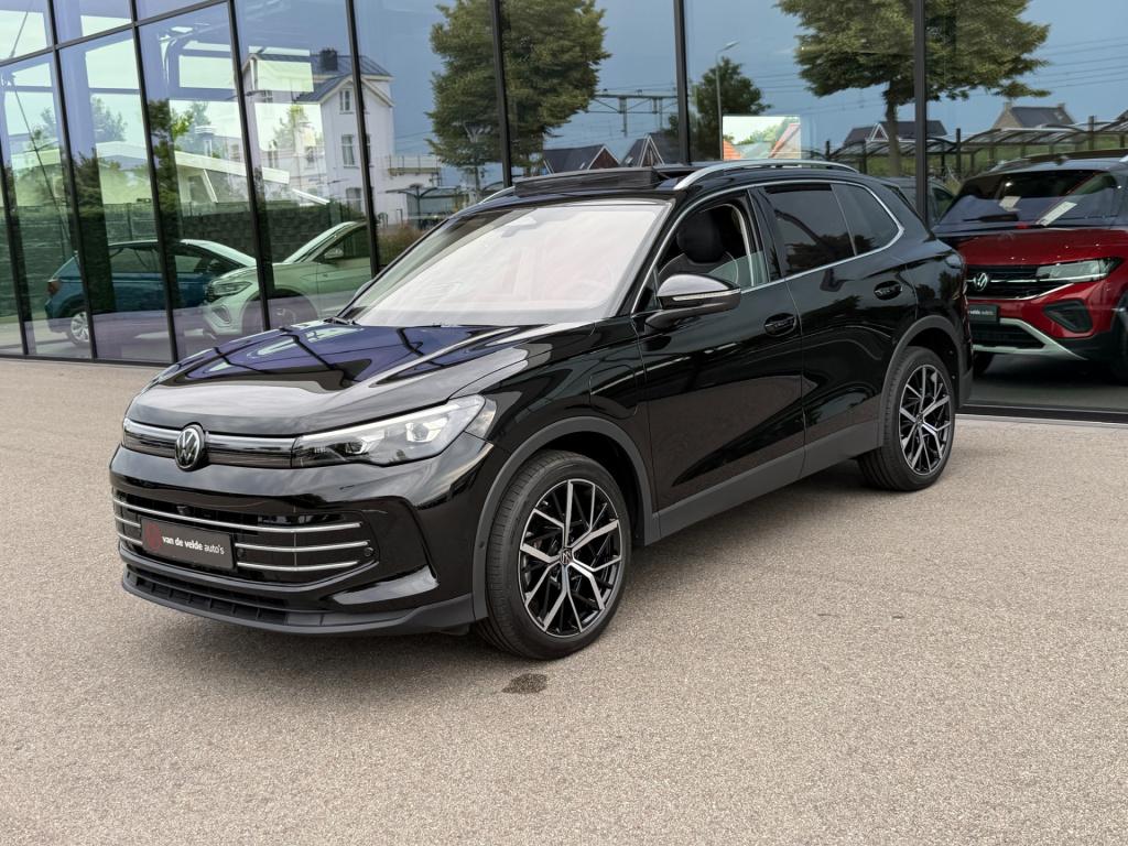 Volkswagen Tiguan 1.5 ehybrid elegance 204pk | trekhaak | 20 inch | 360 cam