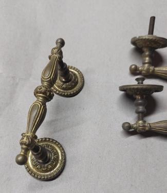 3 Oude Handgrepen Van Kast