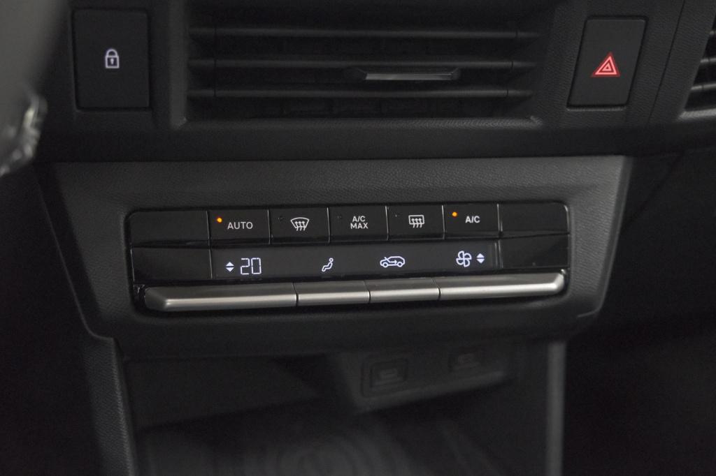 Opel Frontera 1.2 turbo hybrid 145 gs | 7 zitplaatsen | camera | dodehoekde