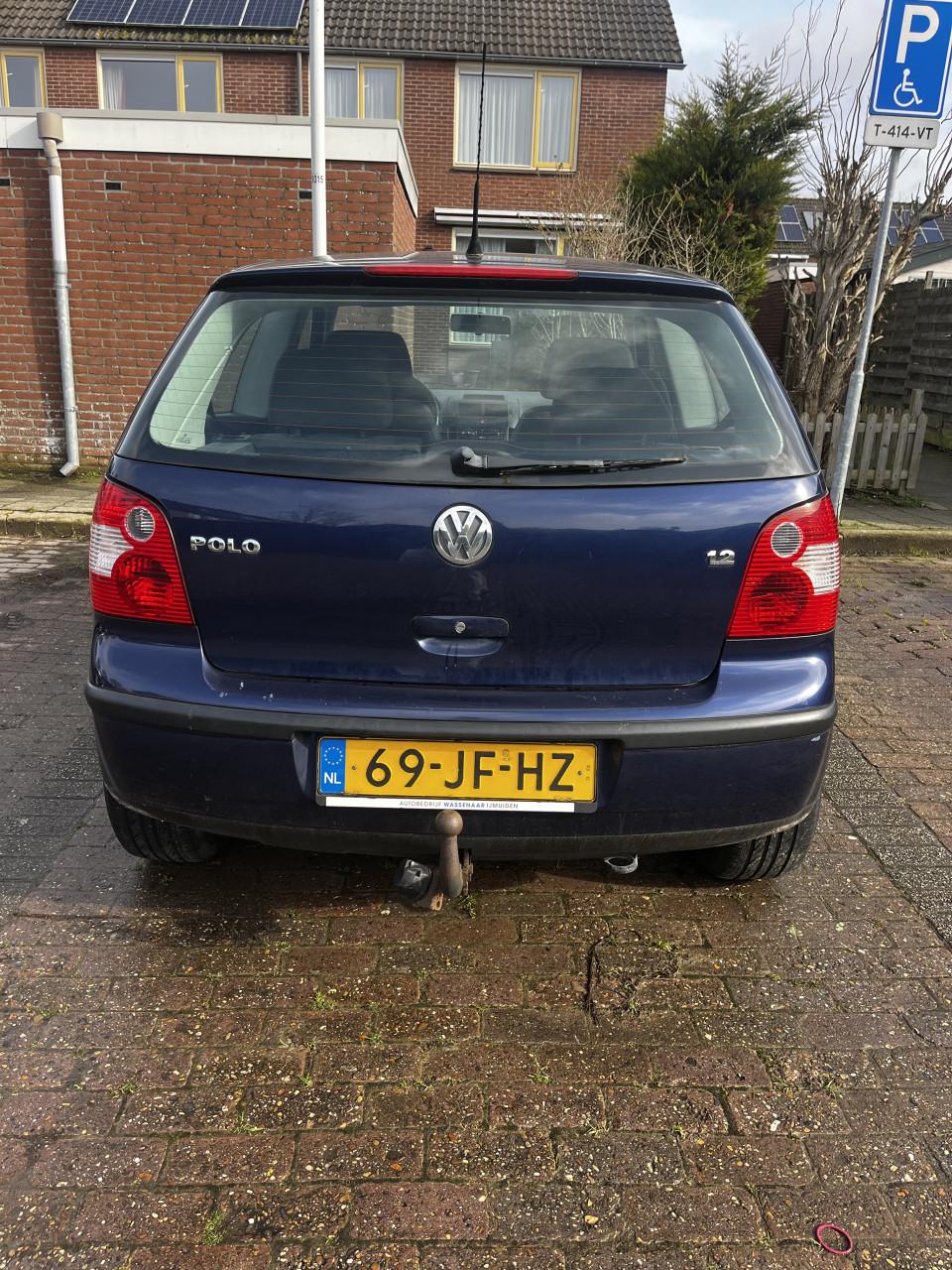 Volkswagen polo 1.2 47KW 2002