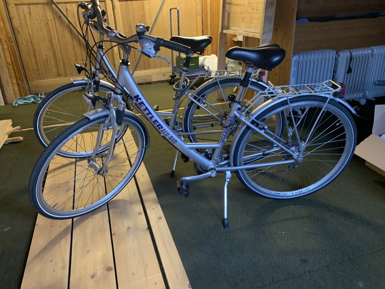 2 nieuwe fietsen (prijs per stuk)