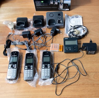 Panasonic KX-TG6723 Trio (3x DECT) + Ranex RX 1515 (nummermelder) + ...