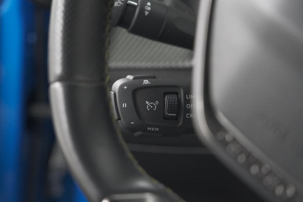 Peugeot 208 ev gt pack 50 kwh | camera | adapieve cruise control | stoelver
