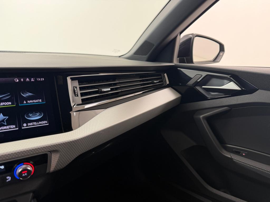 Audi A1 Sportback 35 tfsi s line | chronosgrey | keyless entry | led koplam