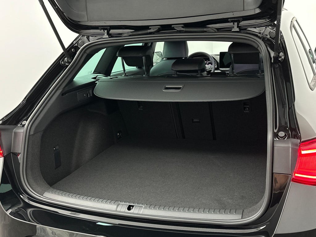 Seat Leon fr business 1.5 tsi ehybrid 150kw / 204pk stationw