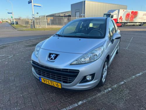 Peugeot 207 bj 2010 1850 euro