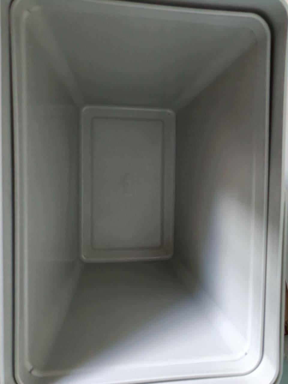 Ikea hallbar prullenbak en uittrekbaarframe