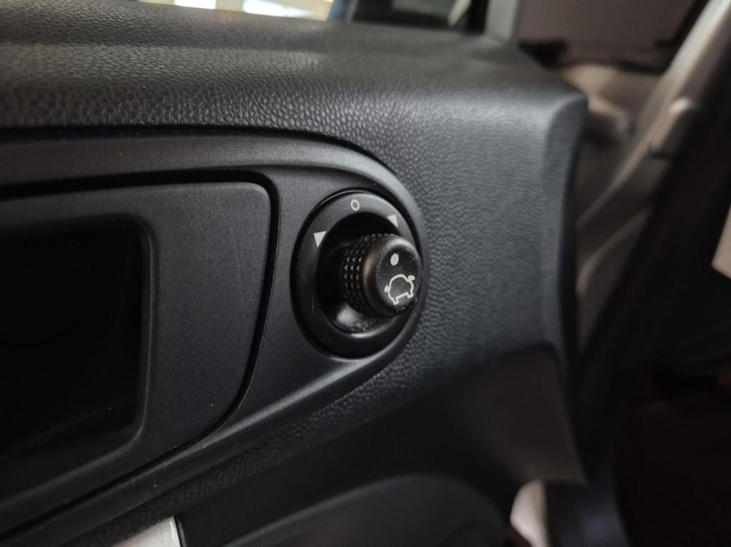 Ford Fiesta 1.4 titanium / automaat / origineel nl