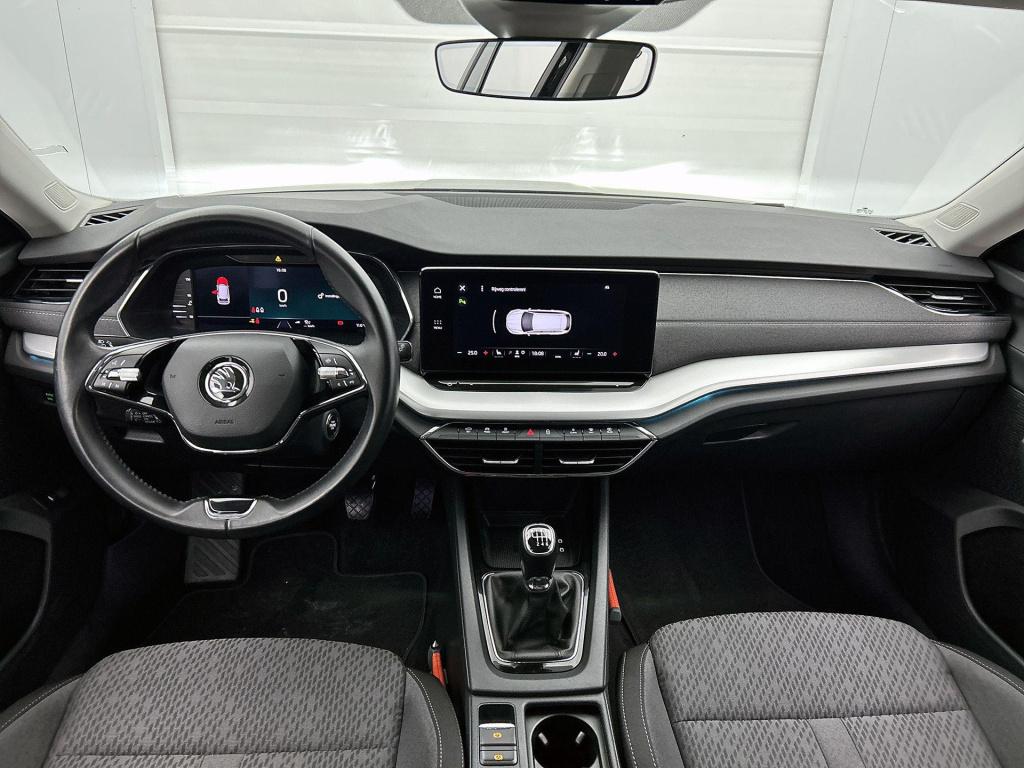 Skoda Octavia combi 1.0 tsi business edition plus | trekhaak | navigatie | 