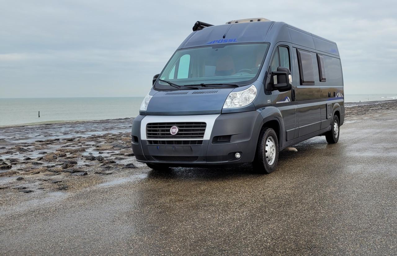 Pössl 2Win 600 | Buscamper | Automaat | Veel extra's