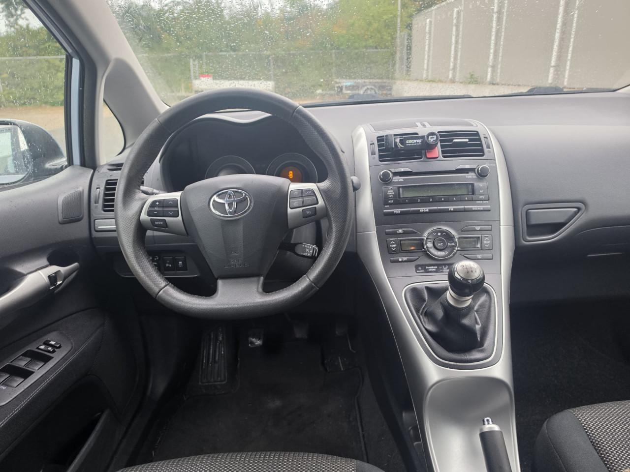 Toyota Auris 1.6 Dynamic
