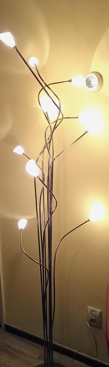 Vloer schemerlamp met voet schakelaar