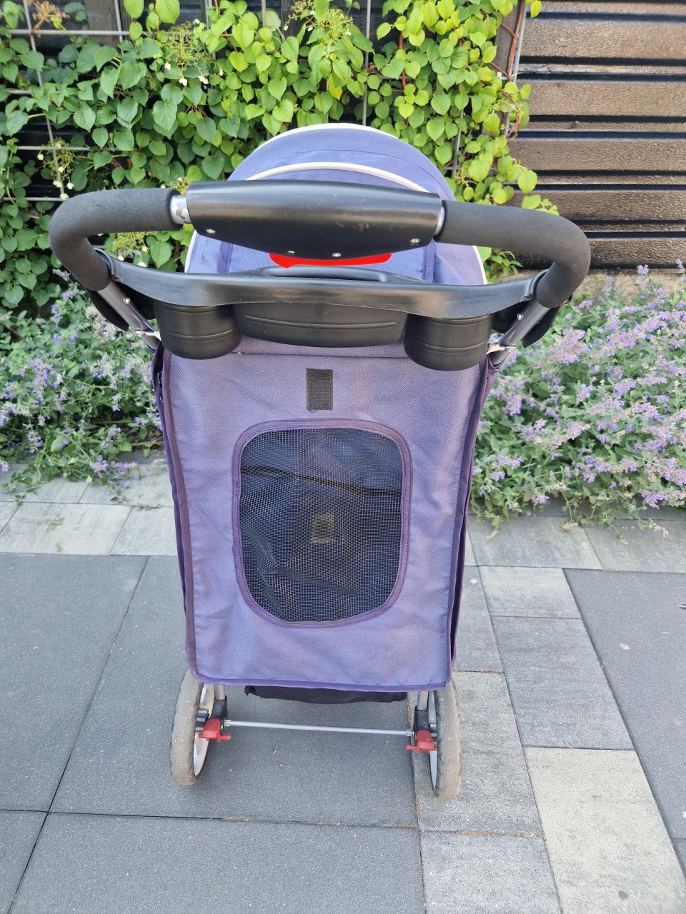 Honden wandelwagen