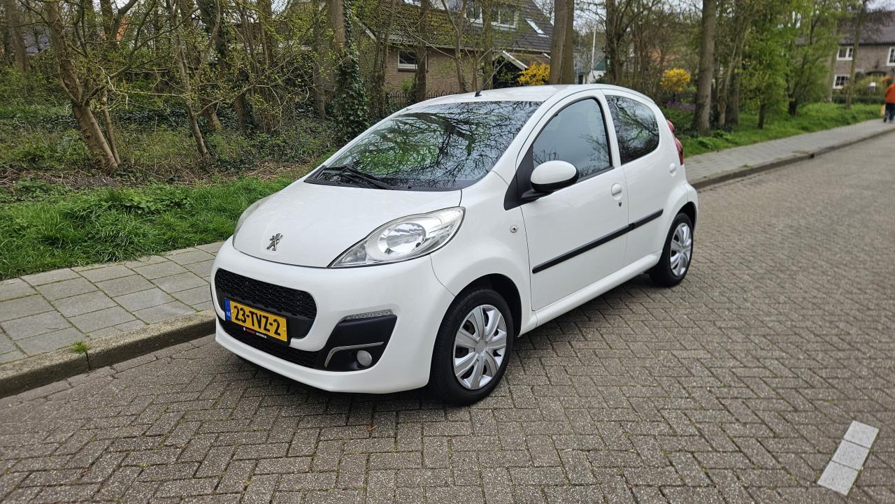 Zuinige 5 drs PEUGEOT 107 Active / NL AUTO / NAP / 3 MND GARANTIE !