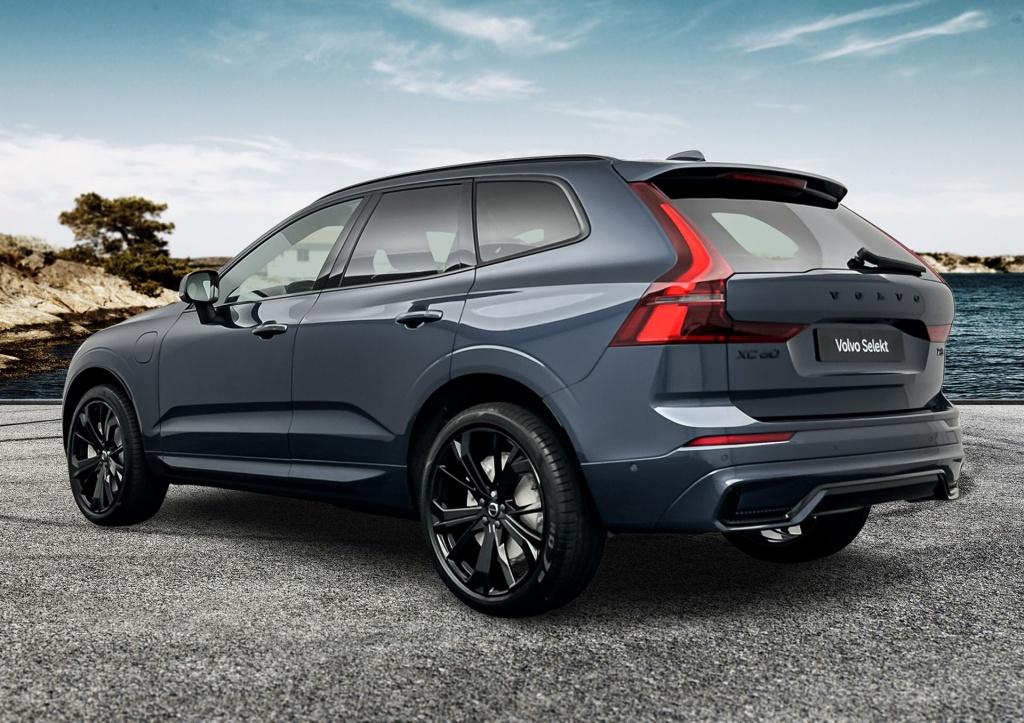 Volvo XC60 t6 awd gt plus black edition recharge